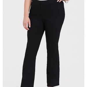 Torrid stretch slim bootcut pant NWT